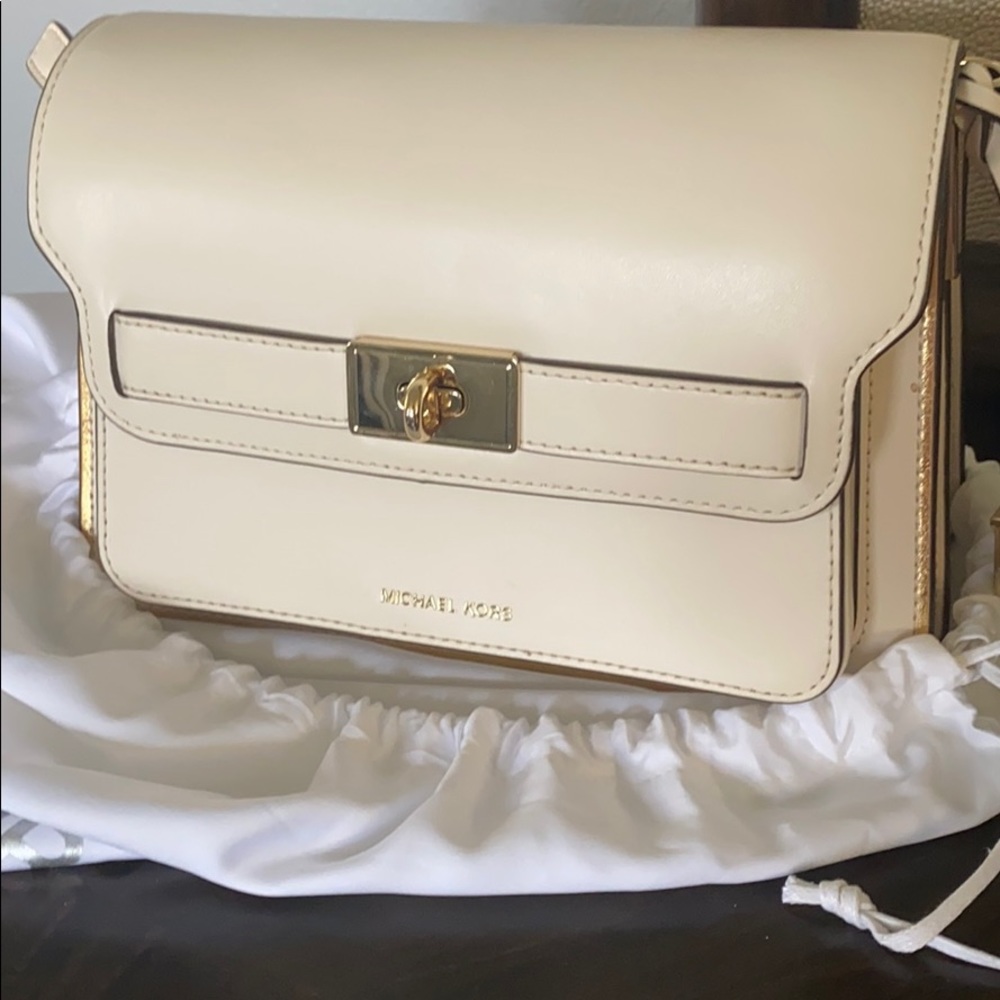 Small Michael Kors purse